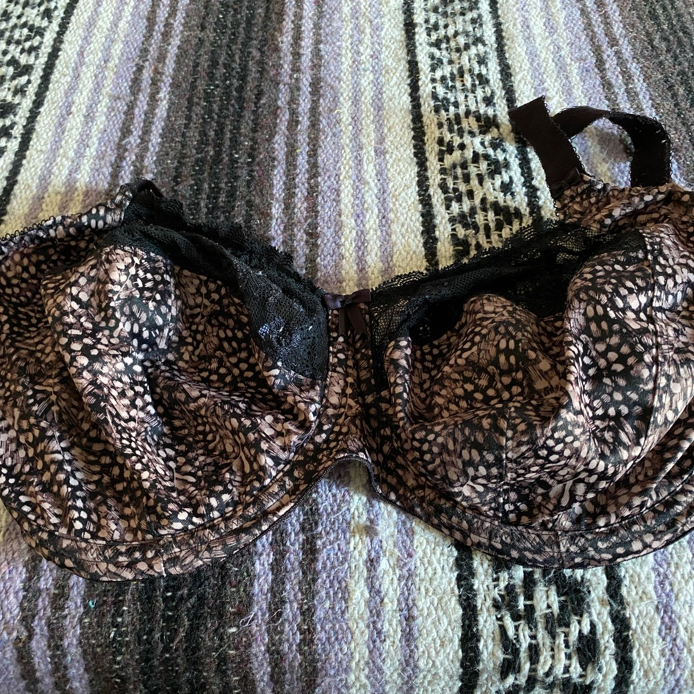Elomi Bra gently used in good condition